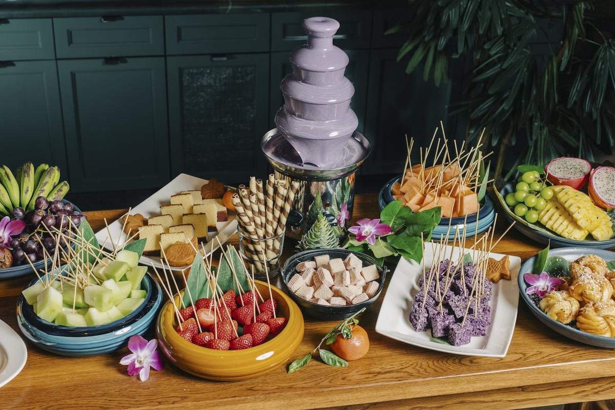 dessert-table.jpg